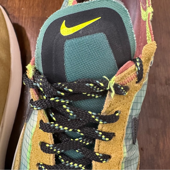 Nike Waffle One SE Golden Moss Black Bicoastal DX3736 300 Men's Size 11.5 - Picture 8 of 9